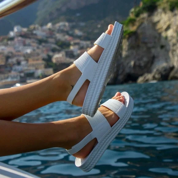 Reef Water Vista Sandals White/Tan Size 9 - Picture 11 of 11